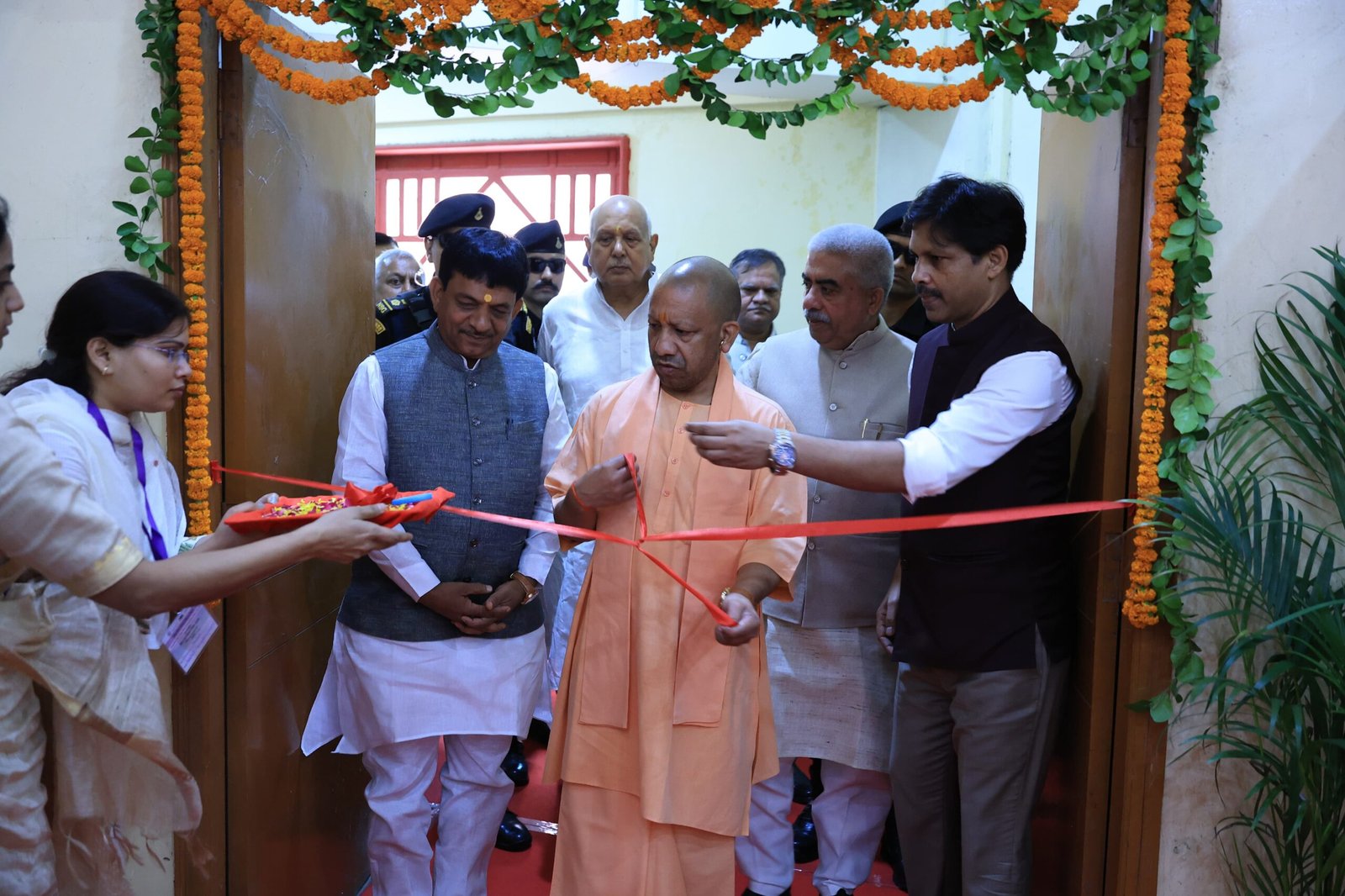 स्किल्ड युवा ही आत्मनिर्भर भारत की असली ताकत: सीएम योगी