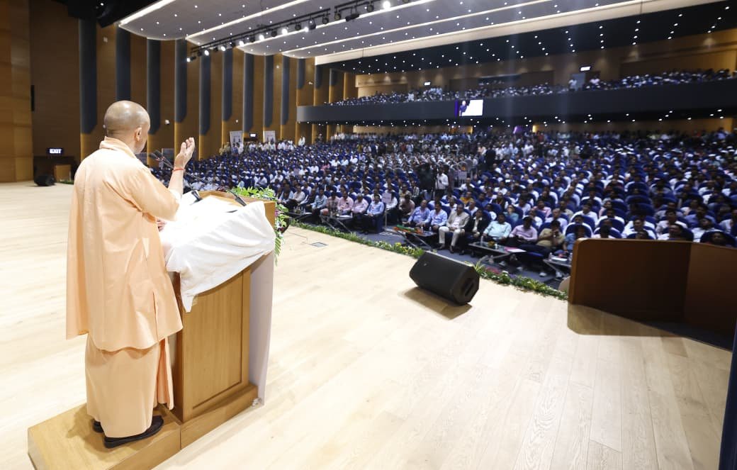 विकसित उत्तर प्रदेश का सारथी बनेगा परिवहन विभाग: CM Yogi