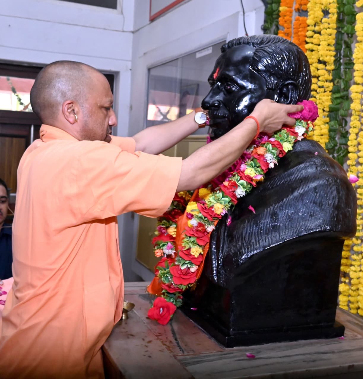 पंडित दीनदयाल के मंत्र में असंभव को संभव बनाने की शक्ति: CM Yogi