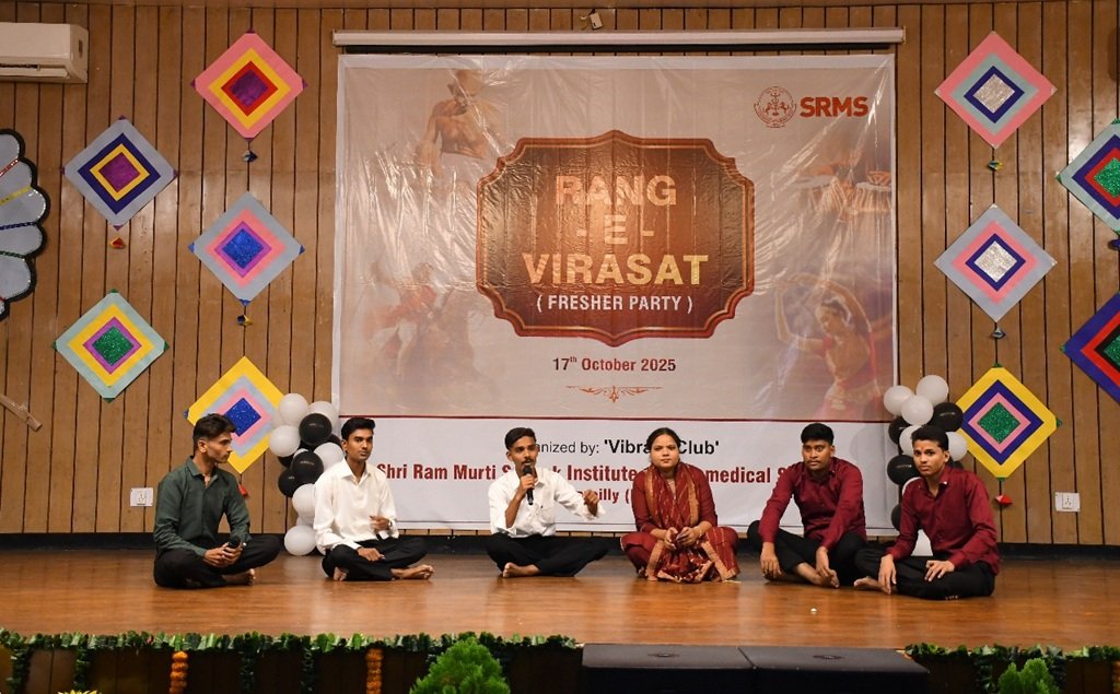 SRMS पैरामेडिकल साइंसेस में बैच 2025 के छात्रों का ‘वेलकम प्रोग्राम’ से स्‍वागत
