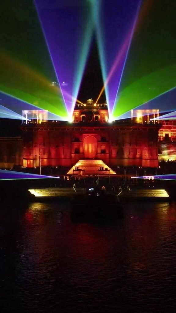 Dev Deepawali 2025: 25 लाख दीयों से रोशन होंगे काशी के घाट,  दिखेगा संस्कृति-तकनीक का संगम