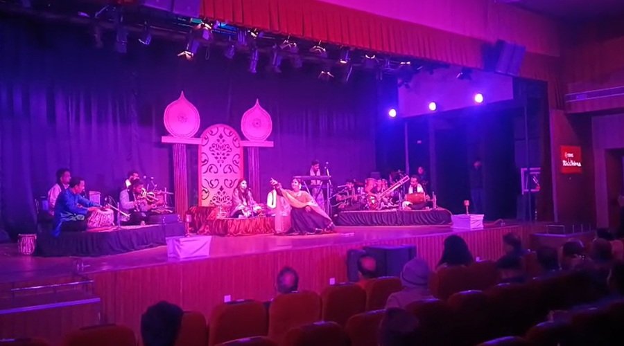 संगीत और नृत्य की जुगलबंदी में रूहदारियां का शानदार आयोजन