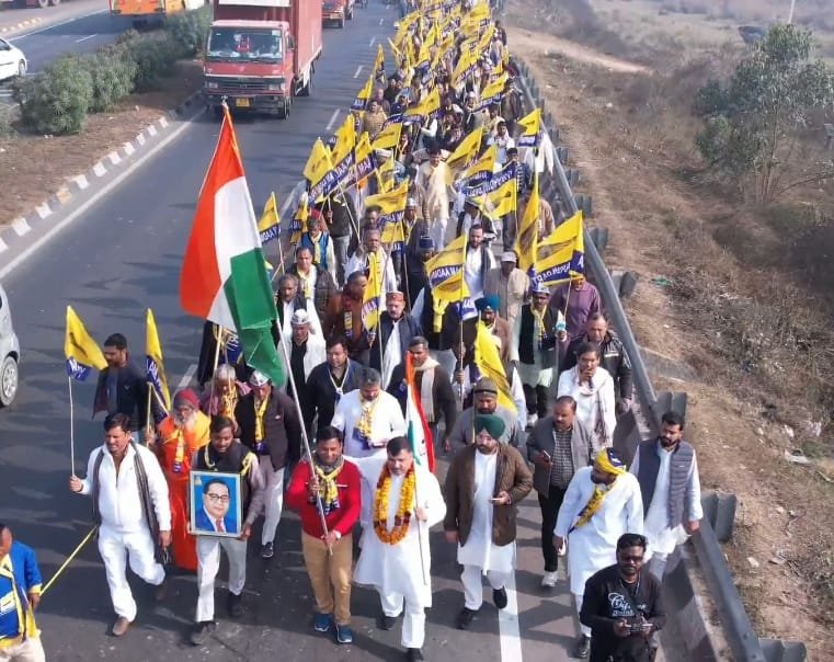 बोले Sanjay Singh- अगर वोट सुरक्षित नहीं रहा तो जनता की आवाज़ भी सुरक्षित नहीं रहेगी