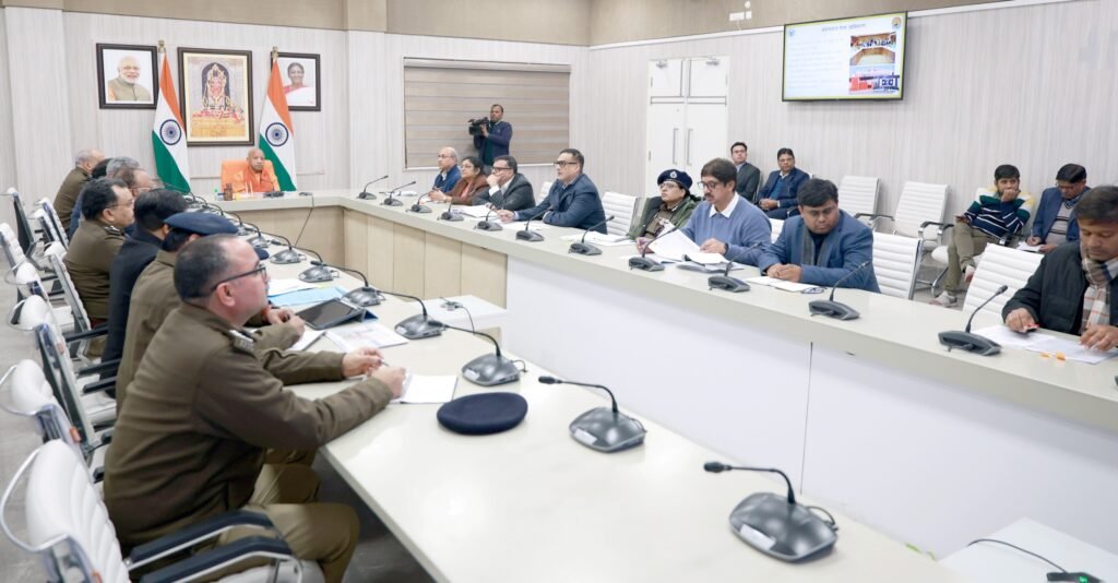 Magh Mela 2026: सीएम ने की तैयारियों की विस्तृत समीक्षा, ‘नो वीआईपी प्रोटोकॉल’ के दिए निर्देश