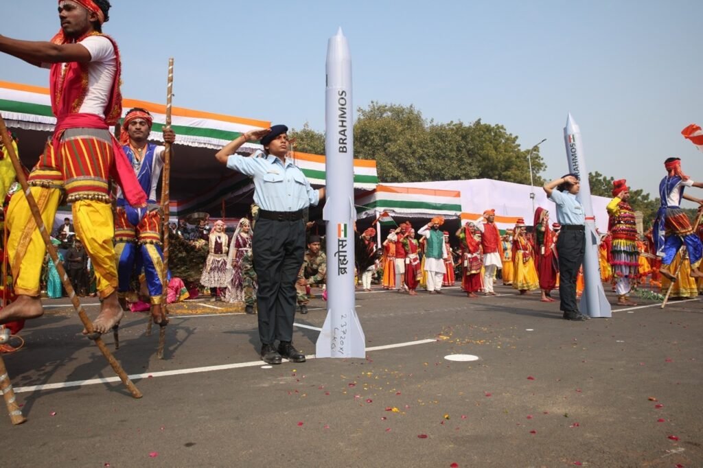 गणतंत्र दिवस पर पहली बार नौ राज्यों के कलाकारों ने दी सांस्कृतिक प्रस्तुतियां