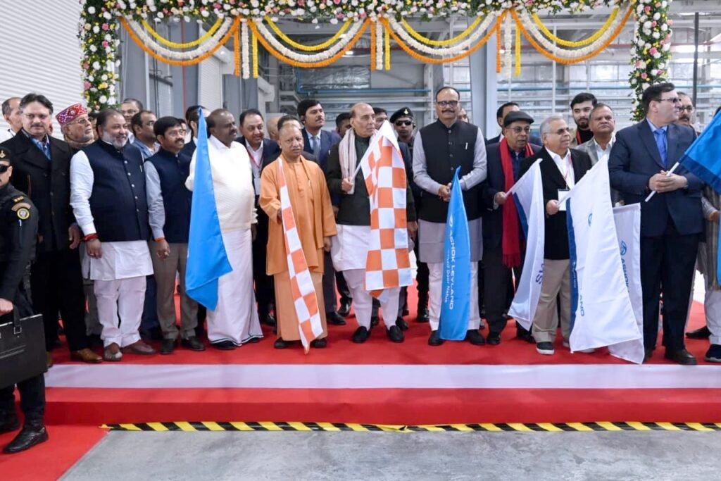 बोले CM Yogi- असीमित संभावनाओं को परिणाम में बदलने वाला प्रदेश बना यूपी