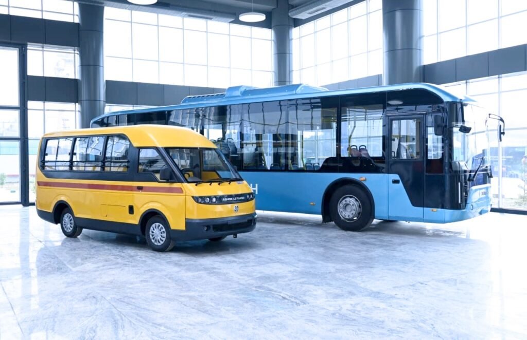 विकसित भारत का रास्ता, विकसित उत्तर प्रदेश से होकर जाता हैः Rajnath Singh