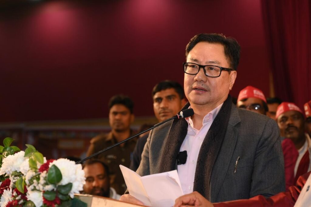 Lucknow में बोले डॉ . संजय निषाद- हम सरकार बनाना और गिराना भी जानते हैं