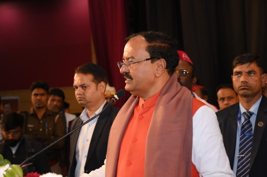 Lucknow में बोले डॉ . संजय निषाद- हम सरकार बनाना और गिराना भी जानते हैं