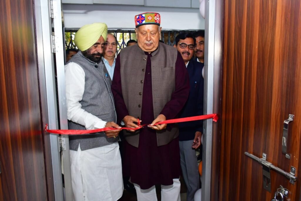 UP News: अब किसानों को एक फोन पर मिलेगी जानकारी