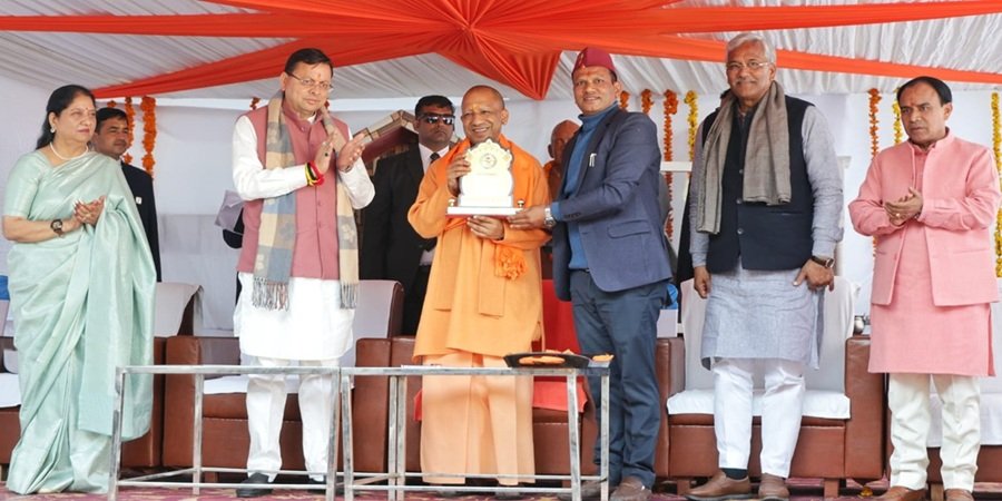 हरिद्वार में सीएम योगी ने कहा- रामभक्तों का अपमान, विरासत का अपमान है