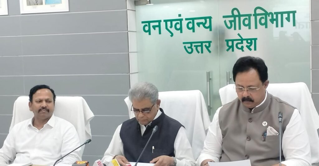 UP में वृक्षारोपण बना जन आंदोलन, पिछले नौ वर्षों में लगाए गए 243 करोड़ से अधिक पौधे