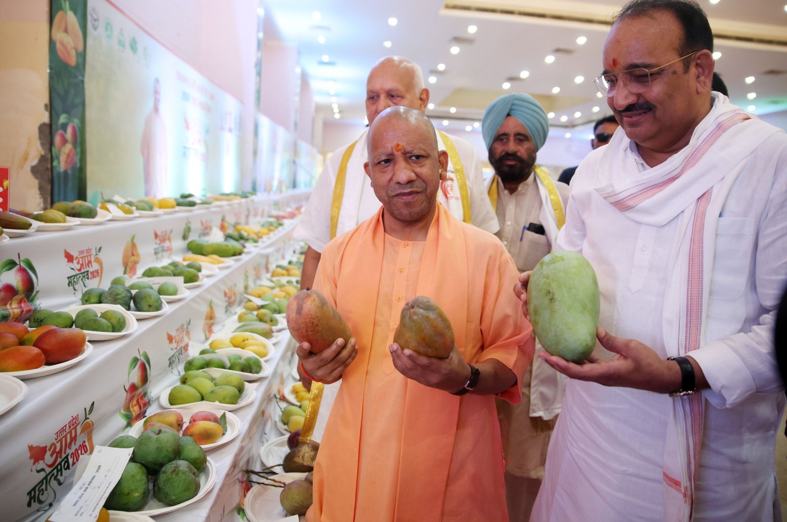 Lucknow: गुणवत्ता, विश्वास व वैश्विक मानकों पर खरा उतरा ‘यूपी का आम’