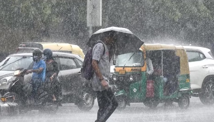 Weather Update: इन 17 राज्यों में मूसलाधार बारिश का रेड अलर्ट