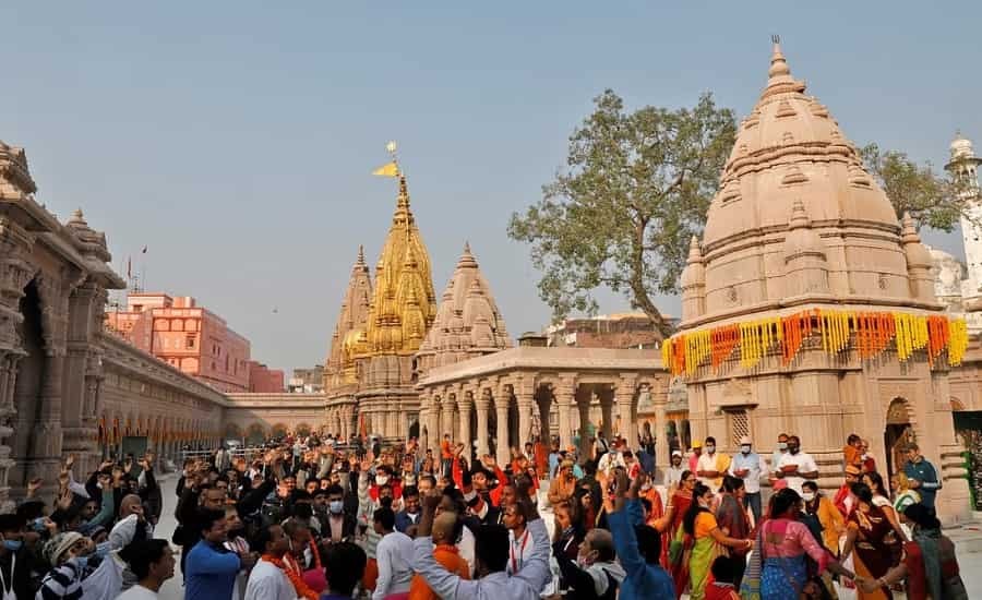 Varanasi: विश्वनाथ धाम में दान और दर्शनार्थियों की संख्या में रिकॉर्ड वृद्धि