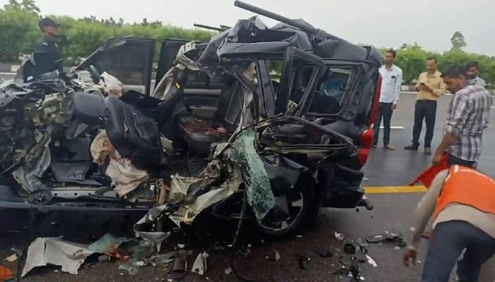 Lucknow Agra Expressway पर बड़ा सड़क हादसा, पांच की मौत