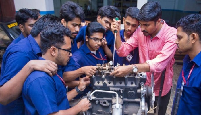 यूपी के छात्रों के लिए खुशखबरी, आईटीआई ट्रेनिंग के साथ ही मिलेगा स्टाइपेंड का लाभ
