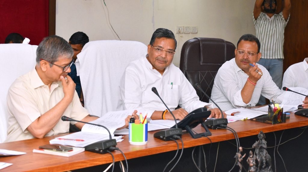 बढ़ाई गई लोक कलाकारों की पेंशन, कलाकार कल्याण बीमा योजना भी शुरू करने की तैयारी