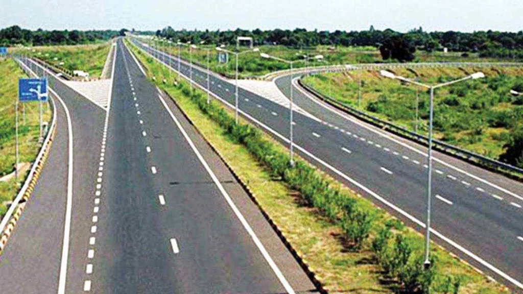 पूर्वांचल व बुंदेलखंड एक्सप्रेसवे पर वर्ल्ड क्लास सुविधाएं देने का माध्यम बनेंगे ‘ई-वे हब’