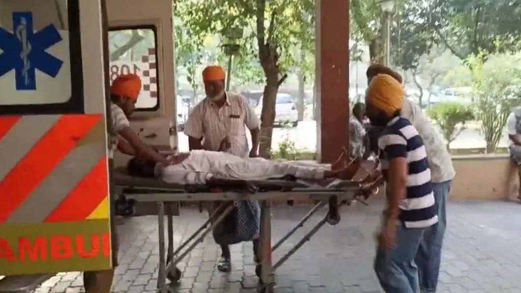 Amritsar News: जहरीली शराब पीने से 14 की मौत, छह अस्पताल में भर्ती