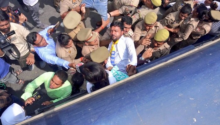 बिजली कटौती के खिलाफ AAP ने किया प्रदेशव्यापी विरोध प्रदर्शन