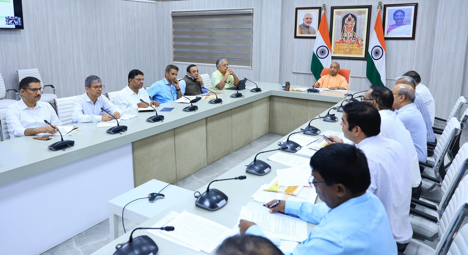 सभी 403 विधानसभाओं में समावेशी विकास की दिशा में हो ठोस पहल: सीएम योगी