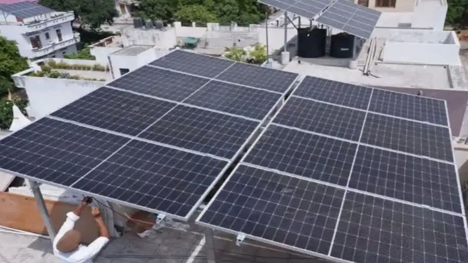 यूपीसीडा लगाएगा 13 नए सौर संयंत्र, औद्योगिक क्षेत्रों में बढ़ेगी हरित ऊर्जा की हिस्सेदारी