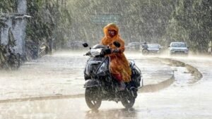 Weather Update: 14 राज्यों में भारी बारिश की चेतावनी, जानिए क्या है मौसम का अपडेट