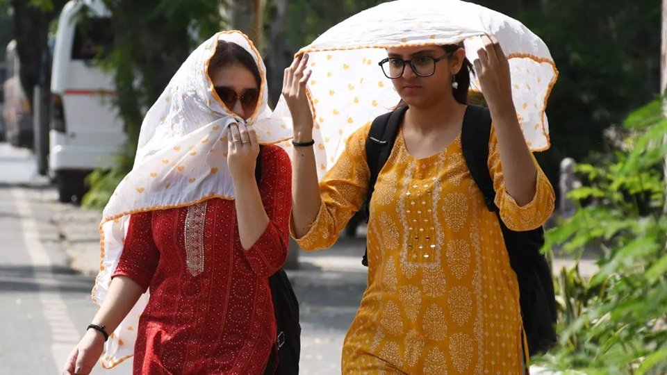 Heat Stroke: डायबिटीज के मरीज जरूर बरते सावधानियां, विशेषज्ञों की ये सलाह जरूर मानें