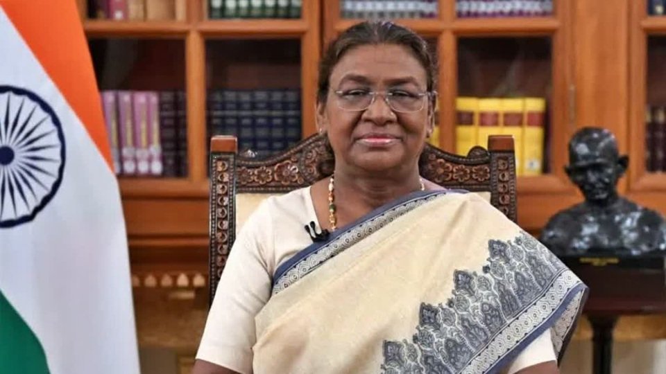Constitution Day 2025: बोलीं राष्ट्रपति मुर्मू- गुलामी की मानसिकता को खत्म करता है संविधान