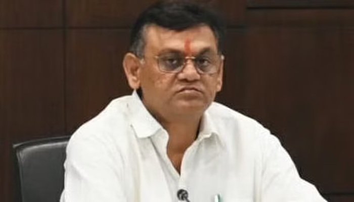 यूपी के जलशक्ति राज्यमंत्री दिनेश खटीक को दिल का दौरा, हार्ट ब्‍लॉकेज का हुआ ऑपरेशन