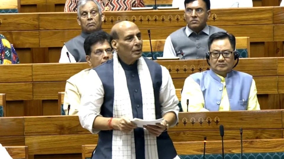 Operation Sindoor: लोकसभा में बोले रक्षा मंत्री- हमने मां-बहनों का बदला लिया