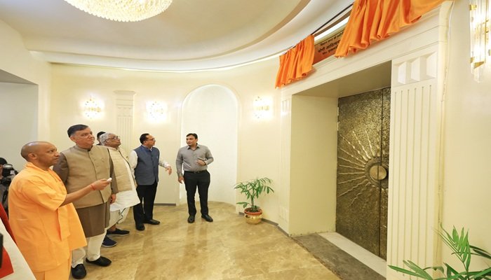 सीएम योगी ने विधान भवन के प्रवेश द्वार के नए गुंबद और सभा मंडल का किया लोकार्पण
