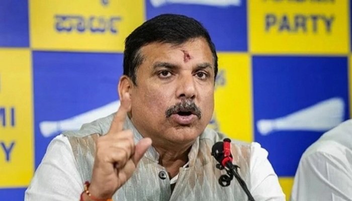आप सांसद का बड़ा आरोप, कहा- पंचायत चुनाव से पहले यूपी में एक करोड़ वोट कटवाने जा रही BJP
