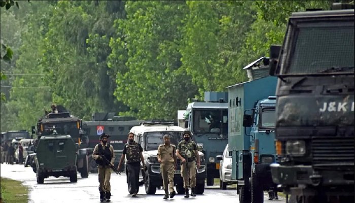 जम्मू-कश्मीर के गुरेज में जवानों ने ढेर किए दो आतंकवादी, सेना और पुलिस का ऑपरेशन जारी