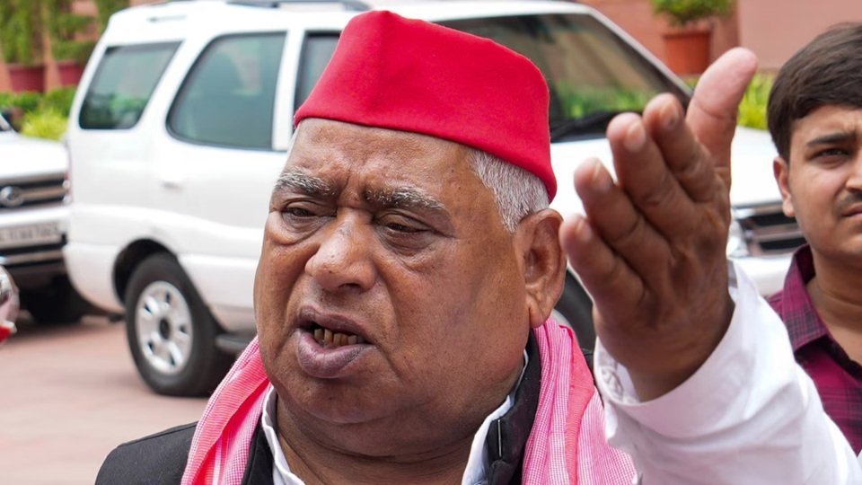 UP Politics: मोहन भागवत पर अवधेश प्रसाद का पलटवार, बोले- समाज को...