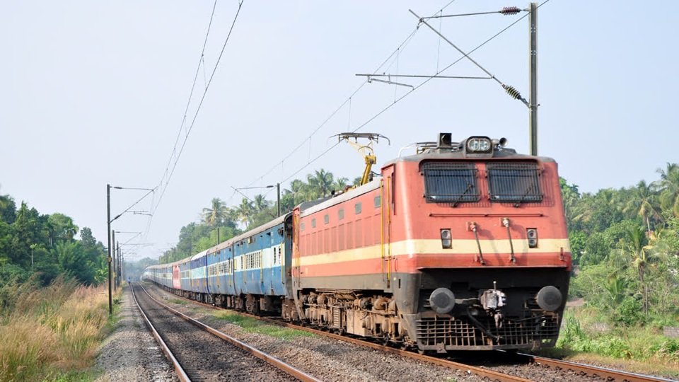 Railway Recruitment: रेलवे में अपरेंटिस भर्ती, 3 हजार से ज्यादा वैकेंसी