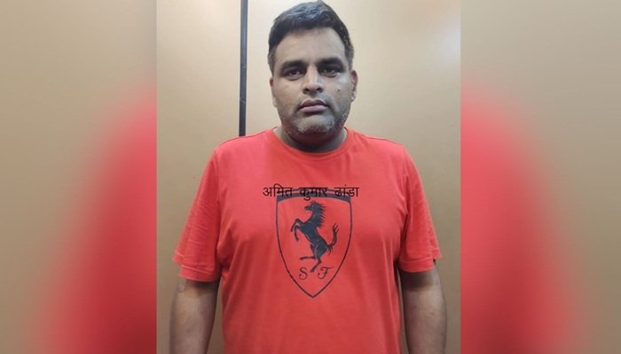 आगरा में STF ने विदेशियों को ठगने वाले साइबर गिरोह के सदस्य को किया गिरफ्तार