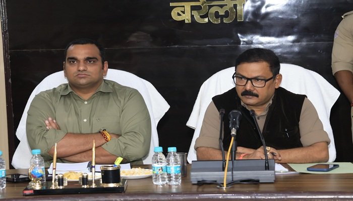 बरेली में दुर्गापूजा-रामलीला पर प्रशासन की बड़ी तैयारी, गलत अफवाह फैलाने वालों पर होगी सख्त कार्यवाही