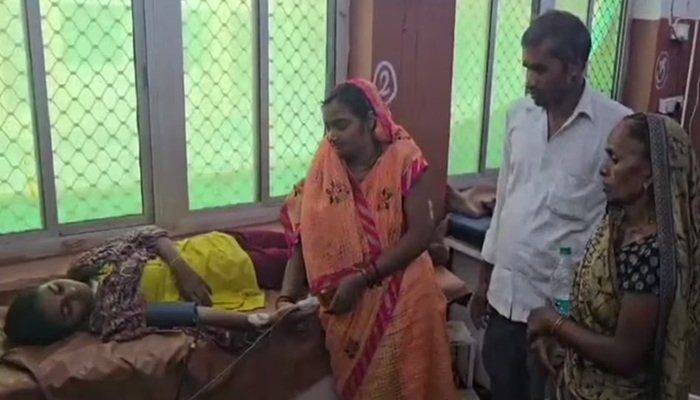 15 साल की लड़की को 42 दिन में 10 बार सांप ने डसा, डॉक्‍टर ने कही ये बात