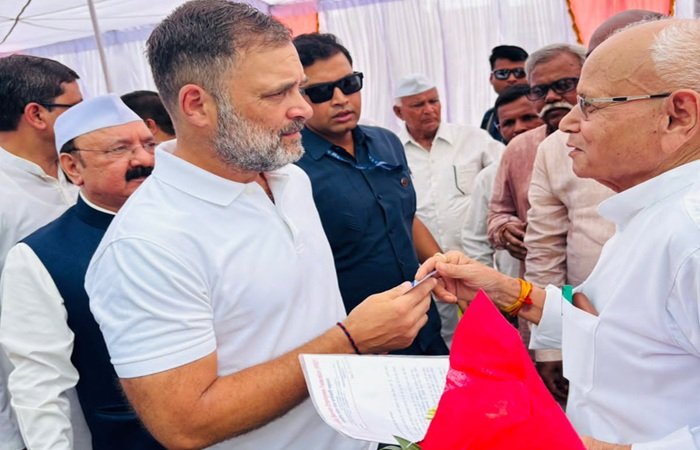 राहुल गांधी से मिला इप्सेफ प्रतिनिधिमंडल, कर्मचारियों की पीड़ा जान सांसद ने दिया मदद का आश्वासन