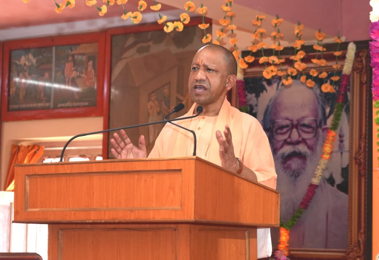 CM Yogi ने बताया- कैसे सुरक्षित रह सकता है राष्ट्र