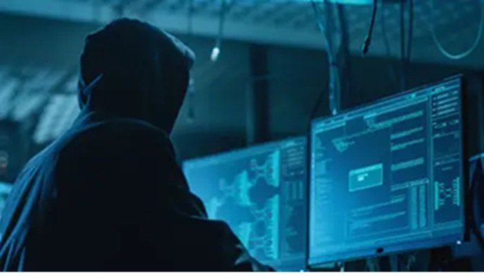 Cyber Attack in Europe: कई देशों के हवाई अड्डों पर साइबर हमला, कई उड़ानें प्रभावित
