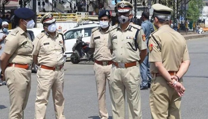 यूपी में त्‍योहारों को लेकर अलर्ट, 28 अक्टूबर तक सभी पुलिसकर्मियों की छुट्टियां रद्द