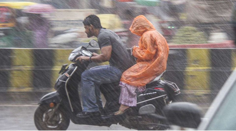 बंगाल की खाड़ी में हलचल के चलते यूपी में बदलेगा मौसम, 29 अक्‍टूबर से कई जिलों में बारिश के आसार