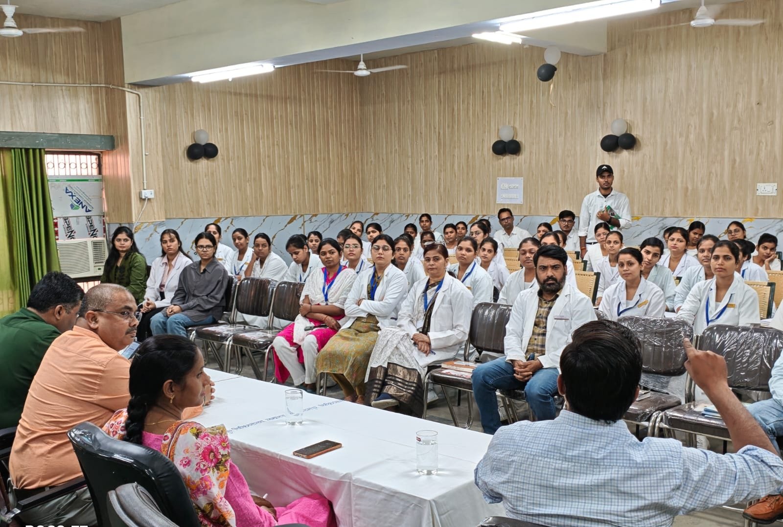 मानसिक स्वास्थ्य संबंधी सेवाओं के हेल्पलाइन नंबर 14416 पर कॉल करें: डॉ. एनबी सिंह