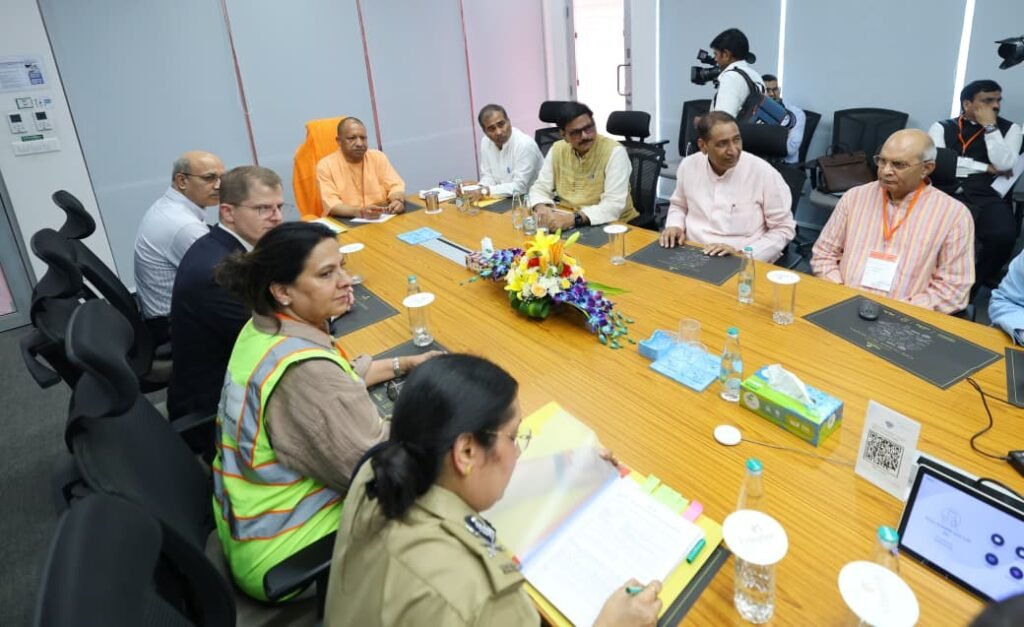 UP के विकास का प्रतीक बनेगा नोएडा इंटरनेशनल एयरपोर्टः सीएम योगी