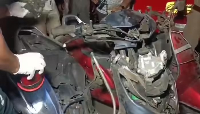 Kanpur Blast: कानपुर में दो स्कूटियों में तेज धमाका, 8 लोग घायल