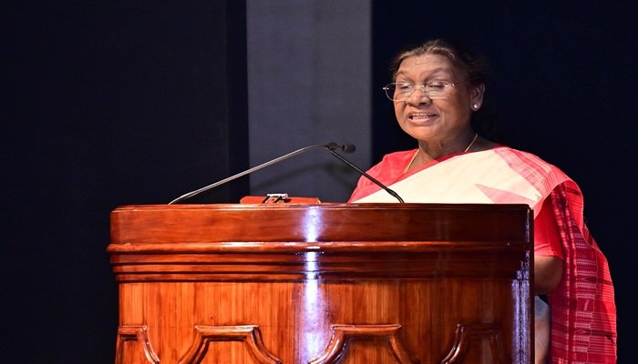 'डिजिटल अरेस्ट' नागरिकों के लिए सबसे खतरनाक खतरों में से एक: Droupadi Murmu