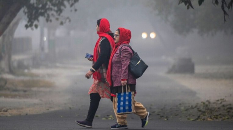 UP Weather: अब सितम ढहाएंगी बर्फीली हवाएं! जानिए कैसा रहेगा यूपी का मौसम